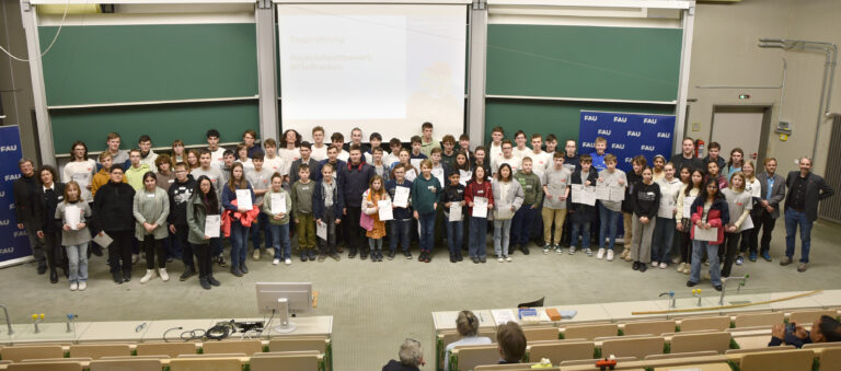 Impressive school students: “Jugend forscht” at FAU